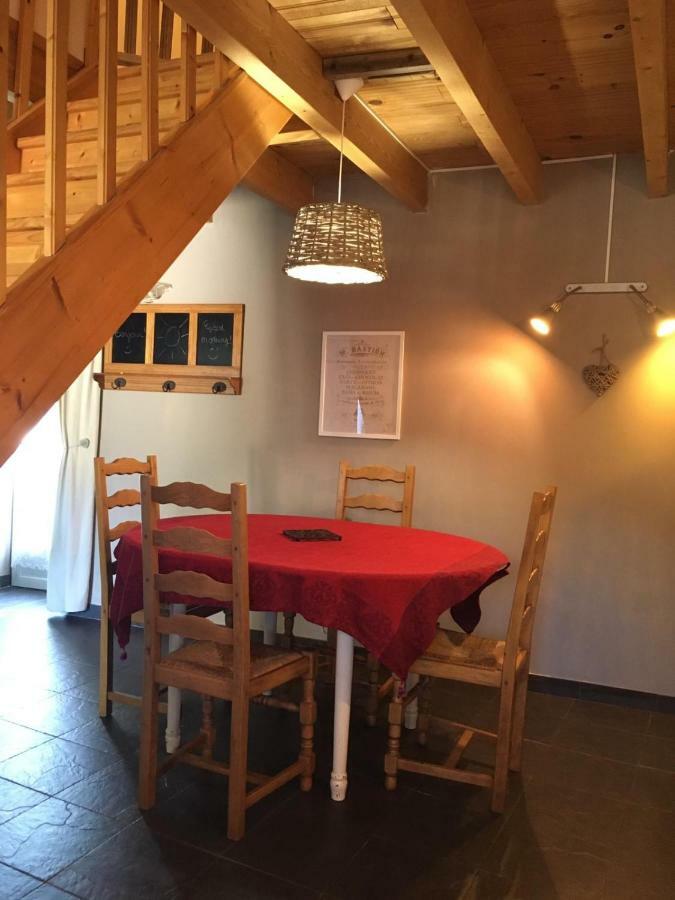 Gites De La Touche Aux Pourvoirs Combourg Ngoại thất bức ảnh